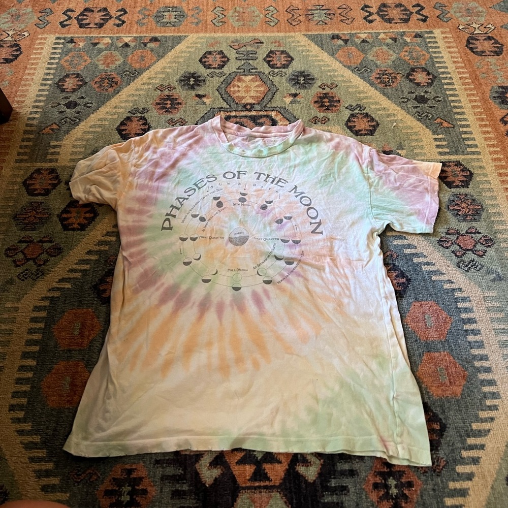 american eagle graphic tee